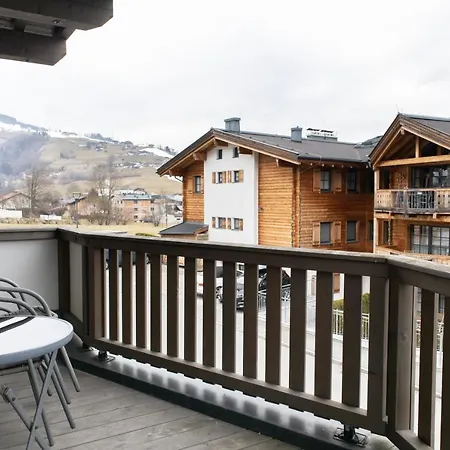 Adler By Alpin カプルーン